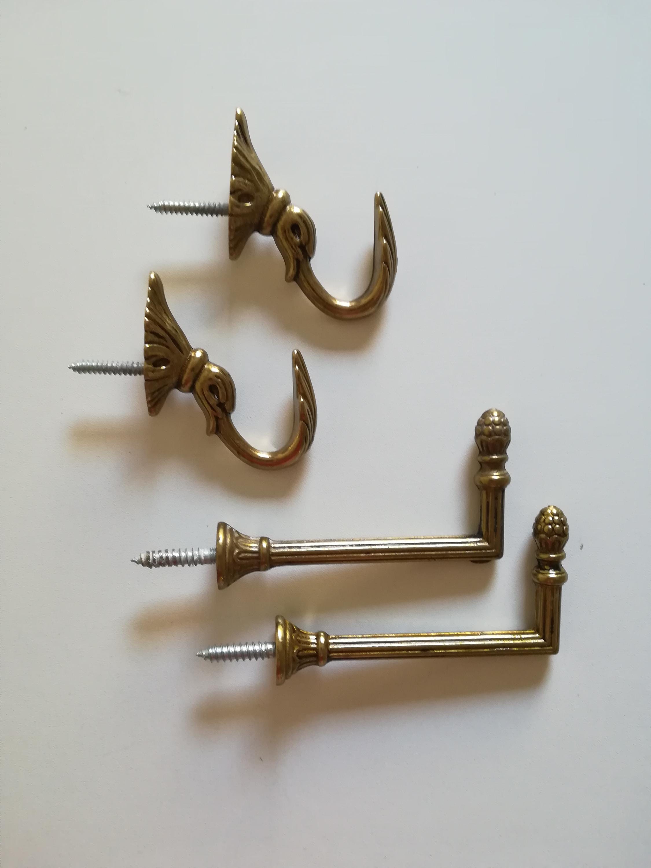 6 Pinces à Rideaux Anciennes En Laiton Décoré - Motif Fleurs Ajouré - Largeur 16 Cm - Bon état Avec Petites Déformations