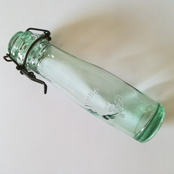 Français, Bocal La Lorraine, Pot  de conserve en verre, bocal vert ancien, Green glass bottle, storage
