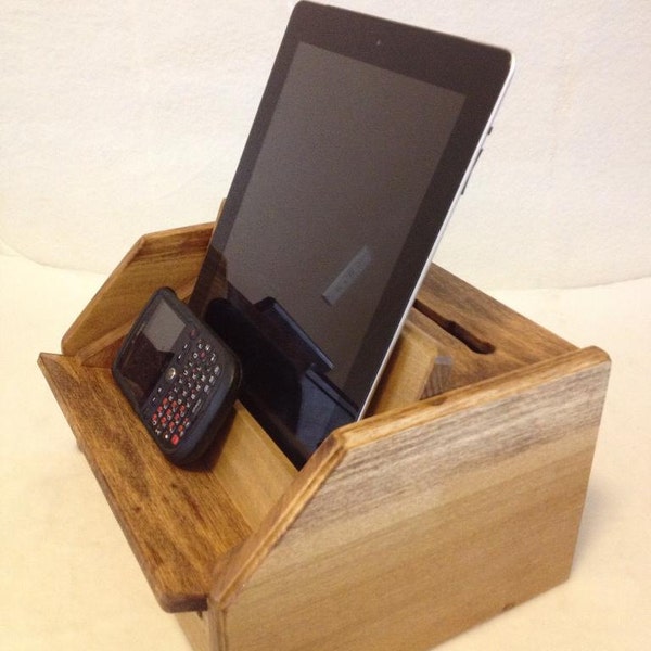 Mini Charging Station - Gift under 50 dollars - Golden Oak Stain