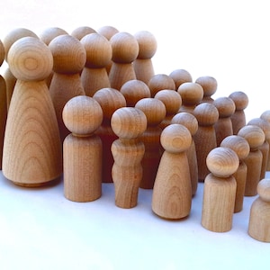 35 Unfinished Maple Wooden Peg Dolls: Waldorf Family of 7