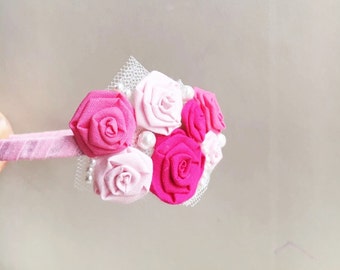 Fleur bandeau rose/fleur filles / mariage / bande de cheveux rosace / fait main / bébé filles / accessoires de cheveux / cérémonie / demoiselle d’honneur