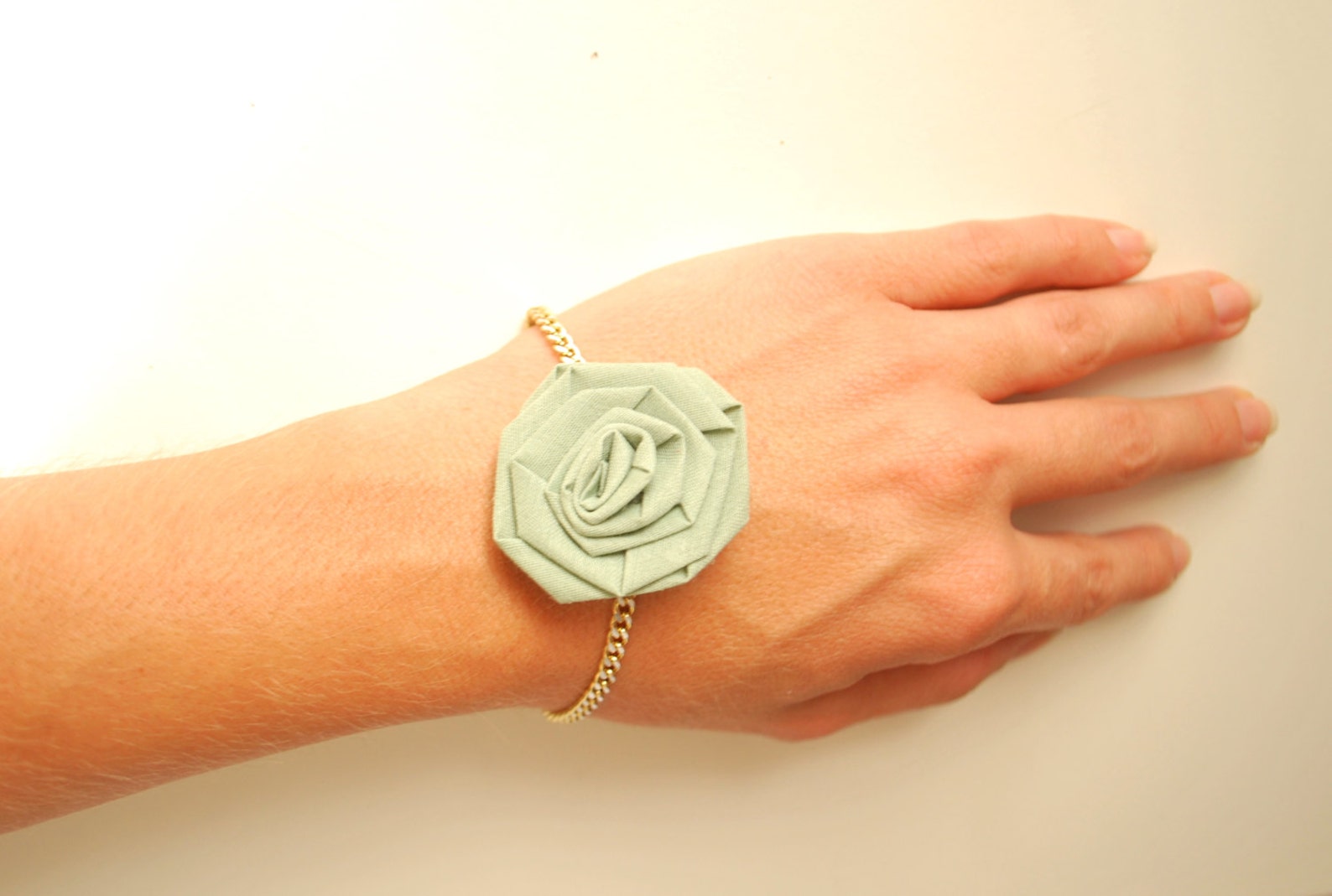 Green bracelet/cotton rosette/ aluminum/ bracelet handmade/ Etsy