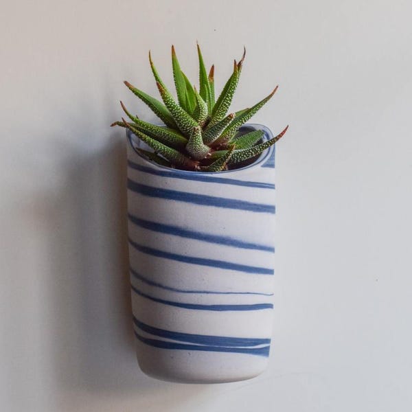 Wall Planter, Succulent Wall Planter, Succulent Planter, Ceramic Planter, Indoor planter, Outdoor Planter, DIY, agate, marbled, no plant, W5