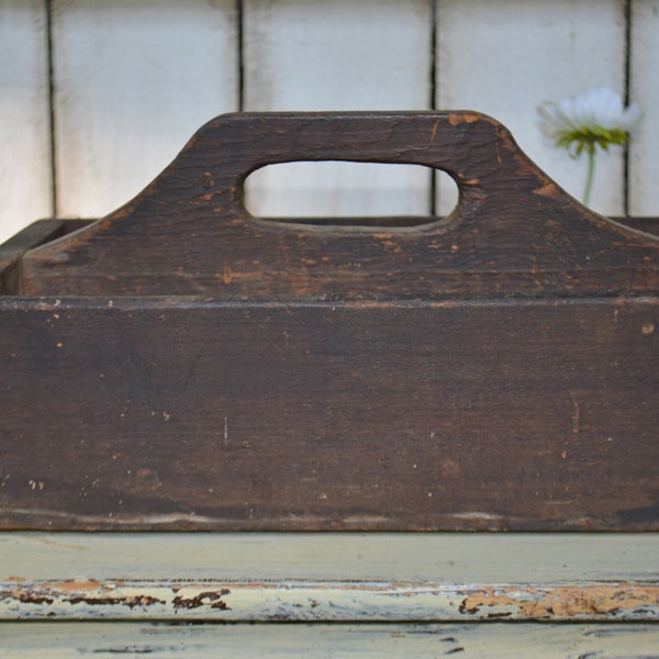 Antique Wooden Carrier -  Primitive Carrier – Rustic Wood Carrier – Vintage Tote-  Vintage Wood Caddy -  Country Farmhouse – Divided Carrier