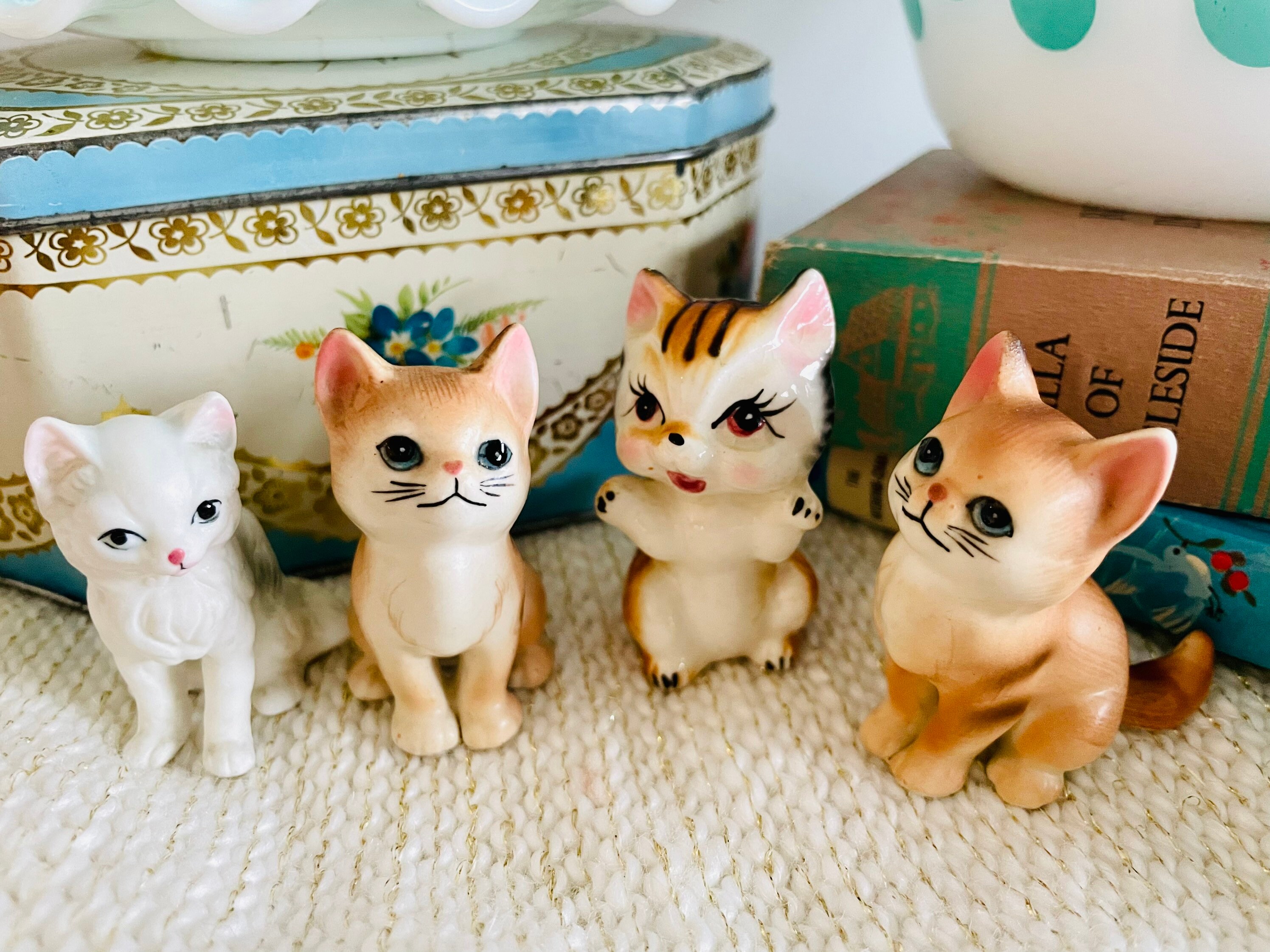 Image of Mint companion ceramic cat figurine