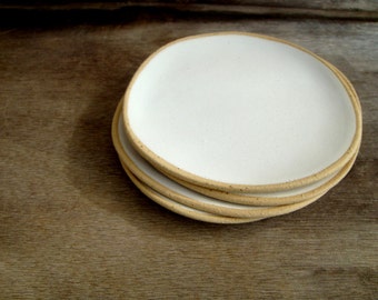 Assiettes en céramique, Ensemble de 4 assiettes en grès faites à la main, Assiettes à desserts, Assiette à gâteaux en céramique, poterie wabi sabi