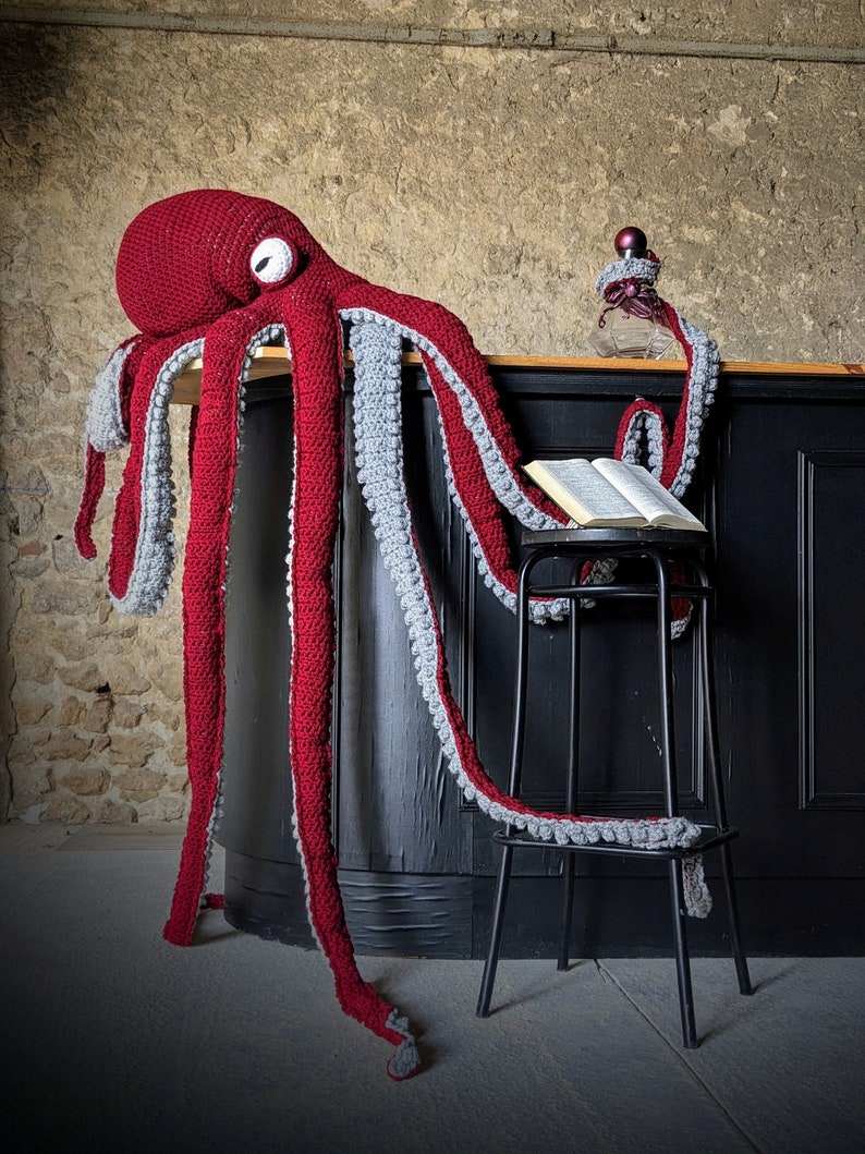 Patron crochet de Philibert le poulpe géant en anglais et en français, kraken, Cthulhu, octopus, crochet, peluche géante, monstre, image 7