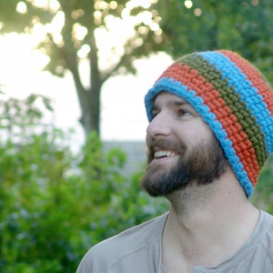 Herren gestreifte Mütze Hut - grün, blau und Orange - handgemachte Wolle Mischung Beanie
