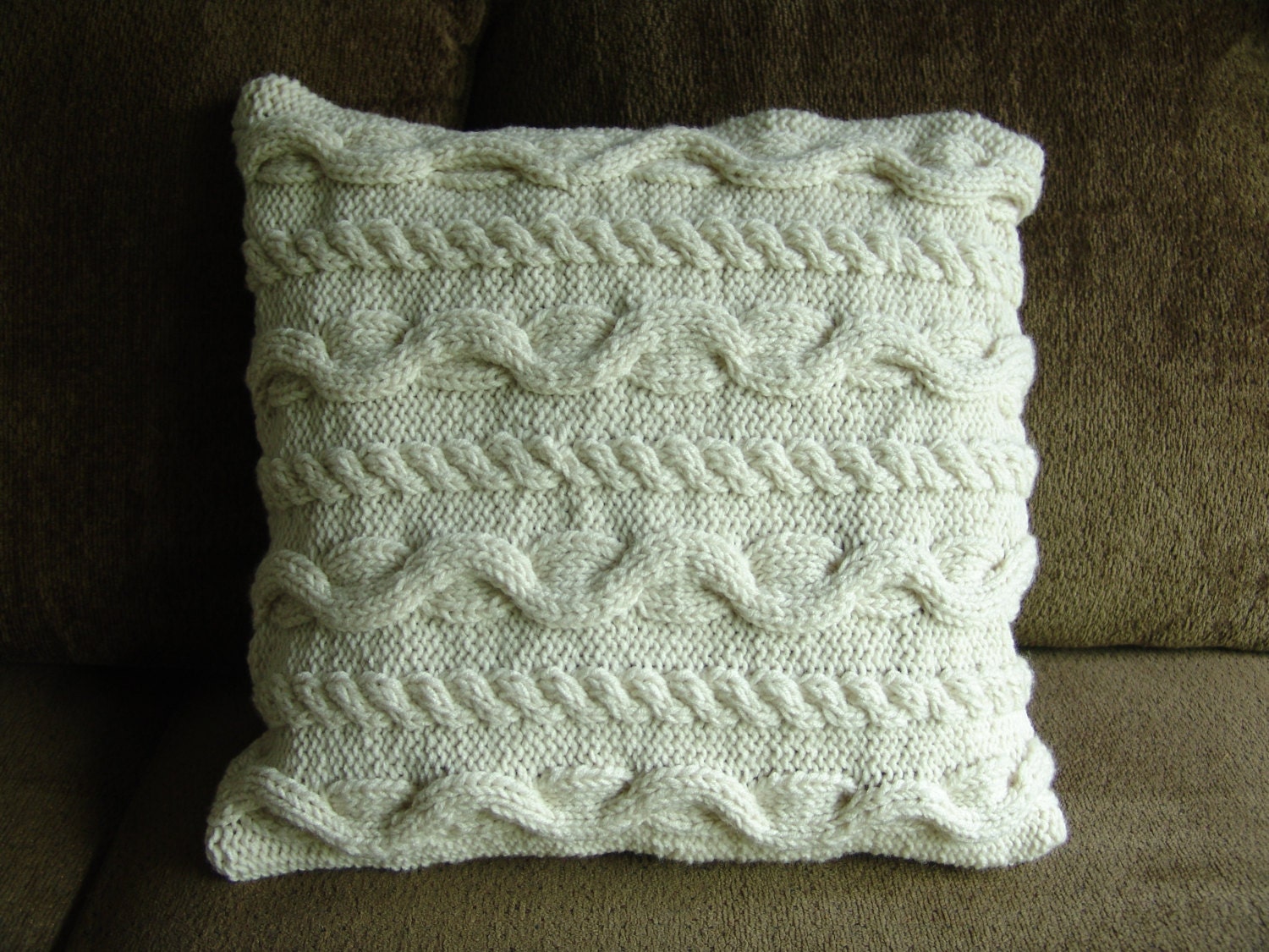 Cable Knit Pillow Cover Celtic Inspired 20x20 Inch Pillowcase Etsy