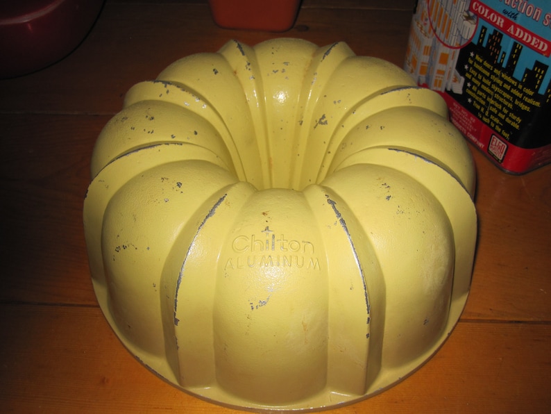 Vtg heavy cast ALuminum harvest gold chilton 10.5 cup bundt pan awesome good shape rare chilton