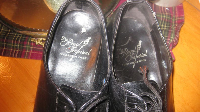 Vtg 60s Imperial Florsheim pointed toe Croc trim black dress shoes leather soles 8 D awesome Ratpack shoes