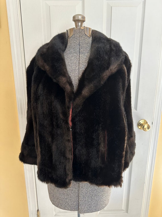 Vintage dark brown elegant faux fur cape coat