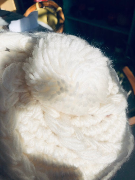 Vintage Ivory Pom Pom Chunky Knit Beret Hat - image 5