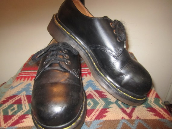 Vtg Doc Marten Black Oxfords Size UK 4 US 6 Made I