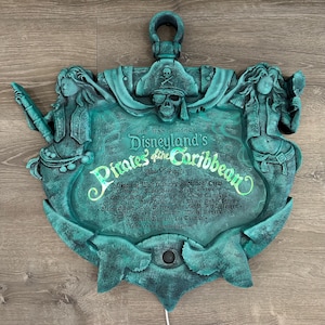 Plafón personalizado de Piratas del Caribe con luces. Hecho a pedido. 61 x 61 cm.