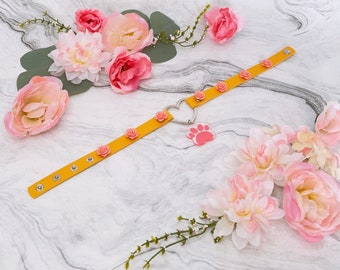 Pink Rose with Acrylic Toe Bean Kitty Paw Yellow Faux Leather Choker