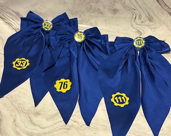 Lazos de satén princesa Vault Dweller grandes con clip y números de Vault