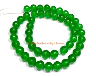 8mm Green Jade Beads - 1 STRAND - Round Green Jade Beads - 15 Inches - Approx 52 Beads Per Strand - Jewelry Bead Supplies - GM97