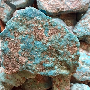 High Grade, Kingman Arizona Natural Turquoise Rough - 10 lbs - FREE SHIPPING (U.S.A.) - Lapidary Rough American Turquoise - Item#KAT88-10