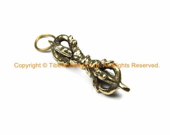 Colgante de encanto Vajra Dorje de latón tibetano - Joyería budista - WM6509