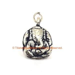 Ganesha Charm Pendant - TibetanBeadStore Nepal Tibetan Ganesh Charm Pendant - Handmade Ethnic Jewelry - WM1064N