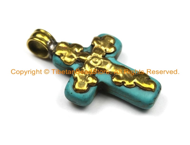 アナ Small Tibetan Reversible Turquoise Cross Pendant With Brass Bail