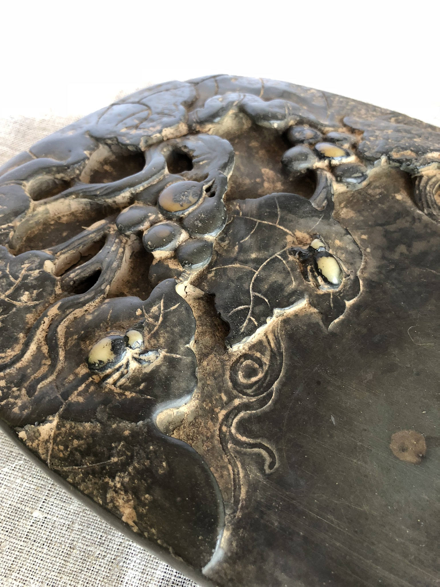 Hand Carved Spiders Around Pond Ink Stone vintage | Etsy
