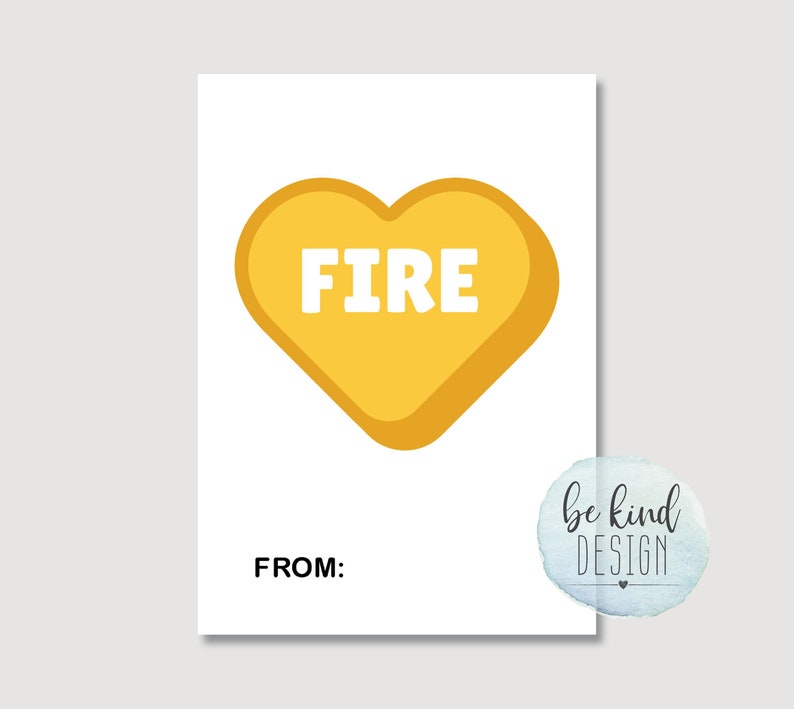 Puede incluir: Un gr&aacute;fico amarillo en forma de coraz&oacute;n con la palabra "FIRE" en texto blanco. El gr&aacute;fico est&aacute; sobre un fondo blanco con las palabras "FROM:" en la parte inferior.