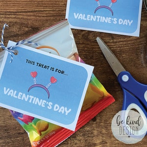 Un tocco di Bluey per San Valentino ~ Questo episodio si chiama ~ Questo dolcetto è per... San Valentino, Tag biglietto dolcetto Scuola Asilo Nido Scuola Materna