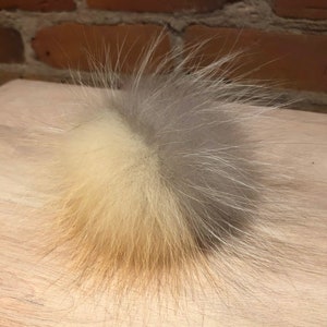 Rotfuchs-Silberfuchs, Fellbommel, zweifarbig, 3-cm