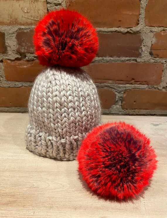 Pelliccia rossa Pom Pom Pelliccia sintetica Cappello cincillà | Etsy Italia