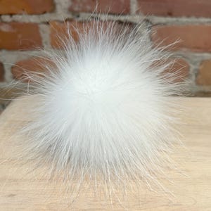 Snow White Hat Pom, Winter Accessory, 5-Inch