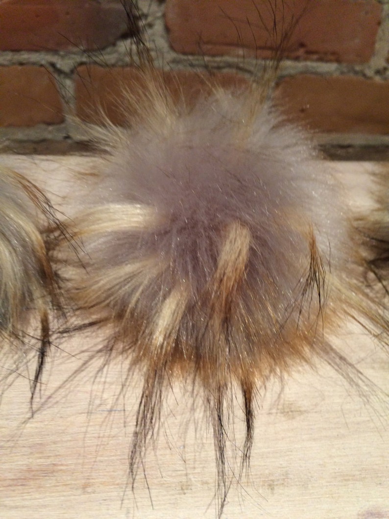 Detachable 5 Inch Hat Pom Pom Finn Raccoon Faux Fur Pom Pom Knitting Loop Pom Gold Raccoon Grey Raccoon Faux Finnish Raccoon