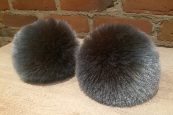 Crochet Hat Detachable 5 and 4 Inch Knit Hat Faux Fur Pompom Hat Pom Faux Coyote Fur Pom Elastic Loop Pom Pom 5.5
