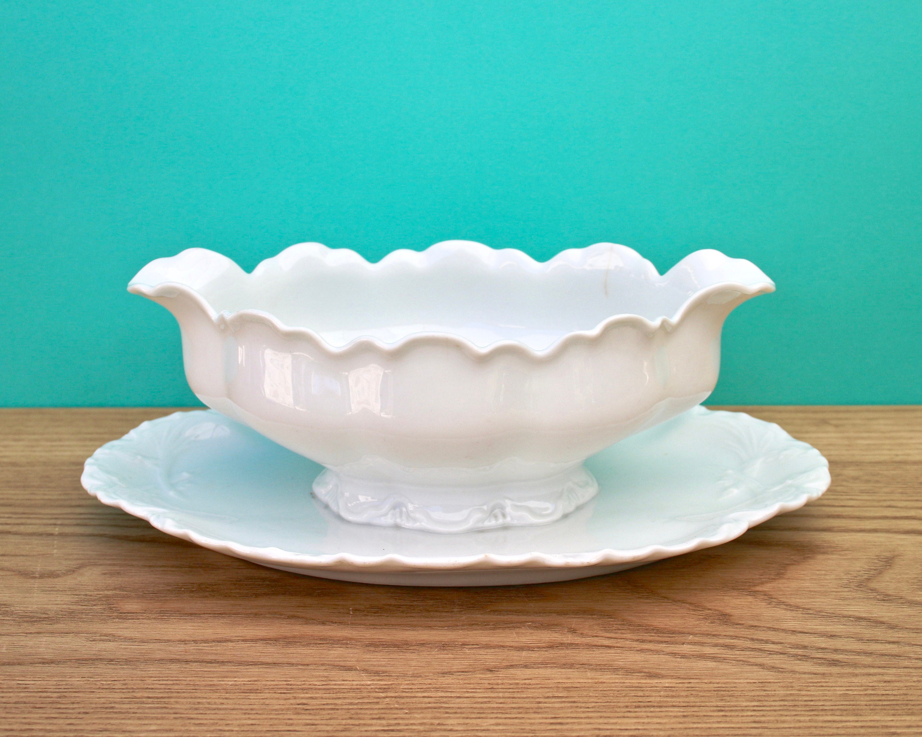 Limoges Porcelain Gravy Boat, 19Th Century