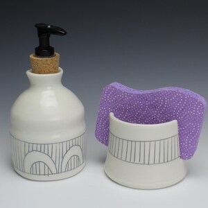 Soap dispenser and sponge holder set