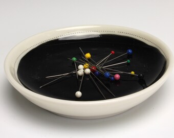 Magnetic pin bowl - Black & White - Multiple Designs