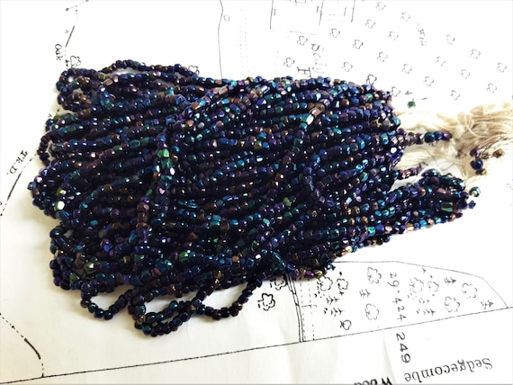 Vintage Purple glass Beads 25 Grams Jewellery Making Arts and Crafts