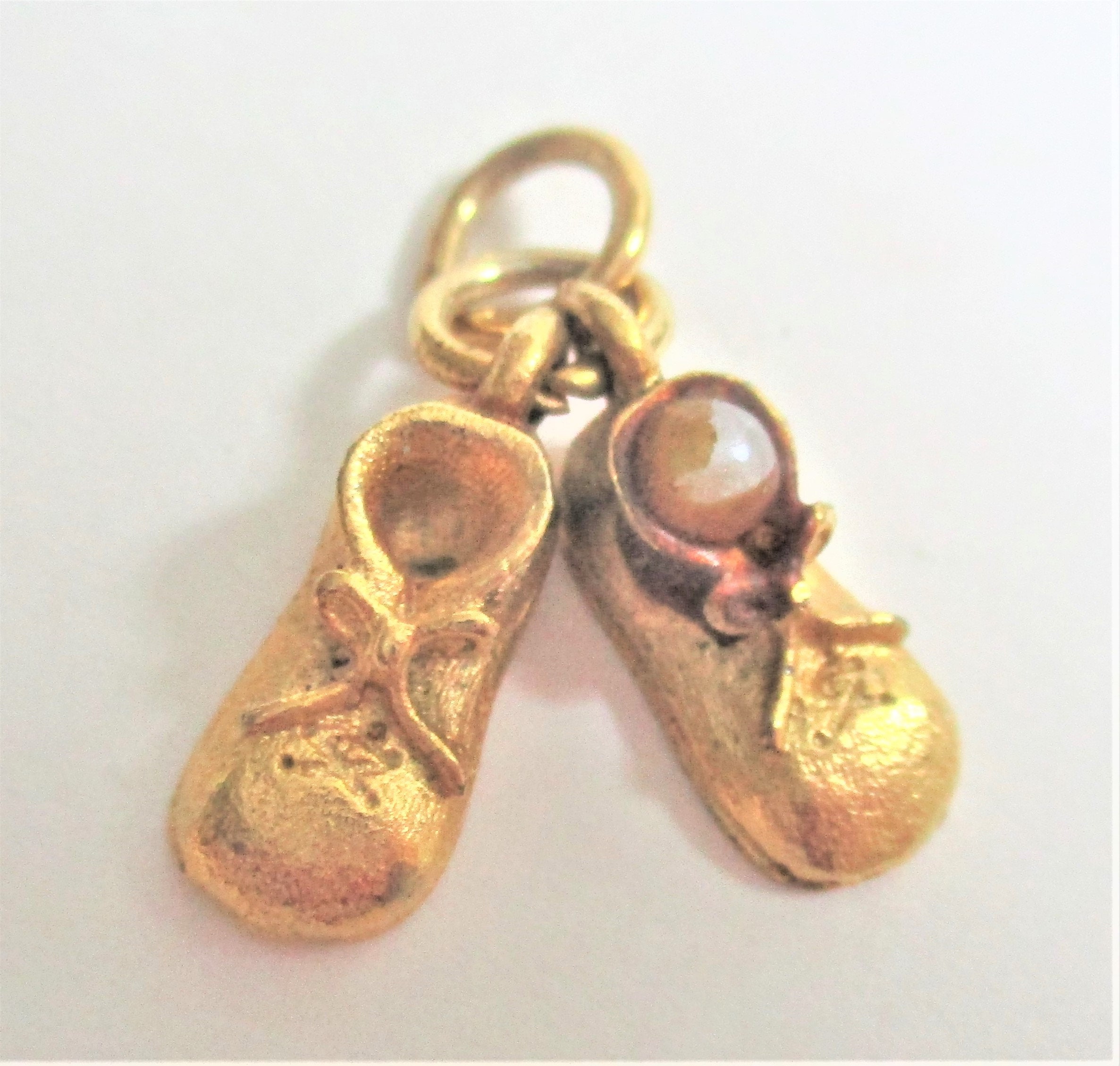 Vintage Gold Bracelet Charm Baby Shoes Bracelet Charm Etsy UK