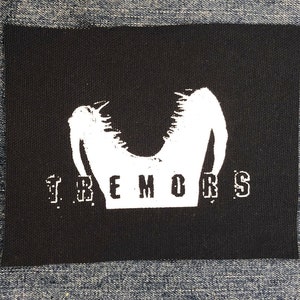 Tremors Leinwand Aufnäher