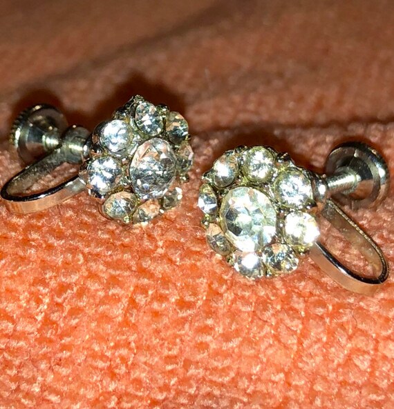 nemo earrings