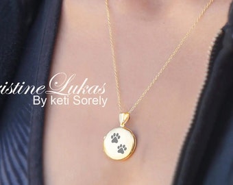 Personalized Round Photo Locket With Paw Prints in Sterling Silver, Yellow or Rose Gold, Engrave Dates, Name or Message on The Back