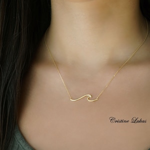 White gold top wave necklace