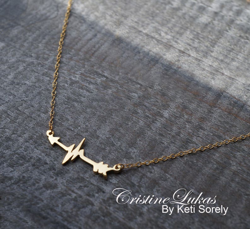 Solid Gold Arrow Necklace With Heartbeat in 10K 14K 18K Etsy