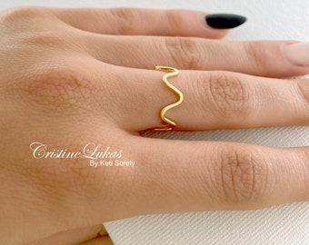 10K, 14K or 18K Solid Gold Dainty Wave Band Ring, Highs And Lows Ring, Ocean Adventurer's Ring, in Yellow Gold, Rose Gold or White Gold