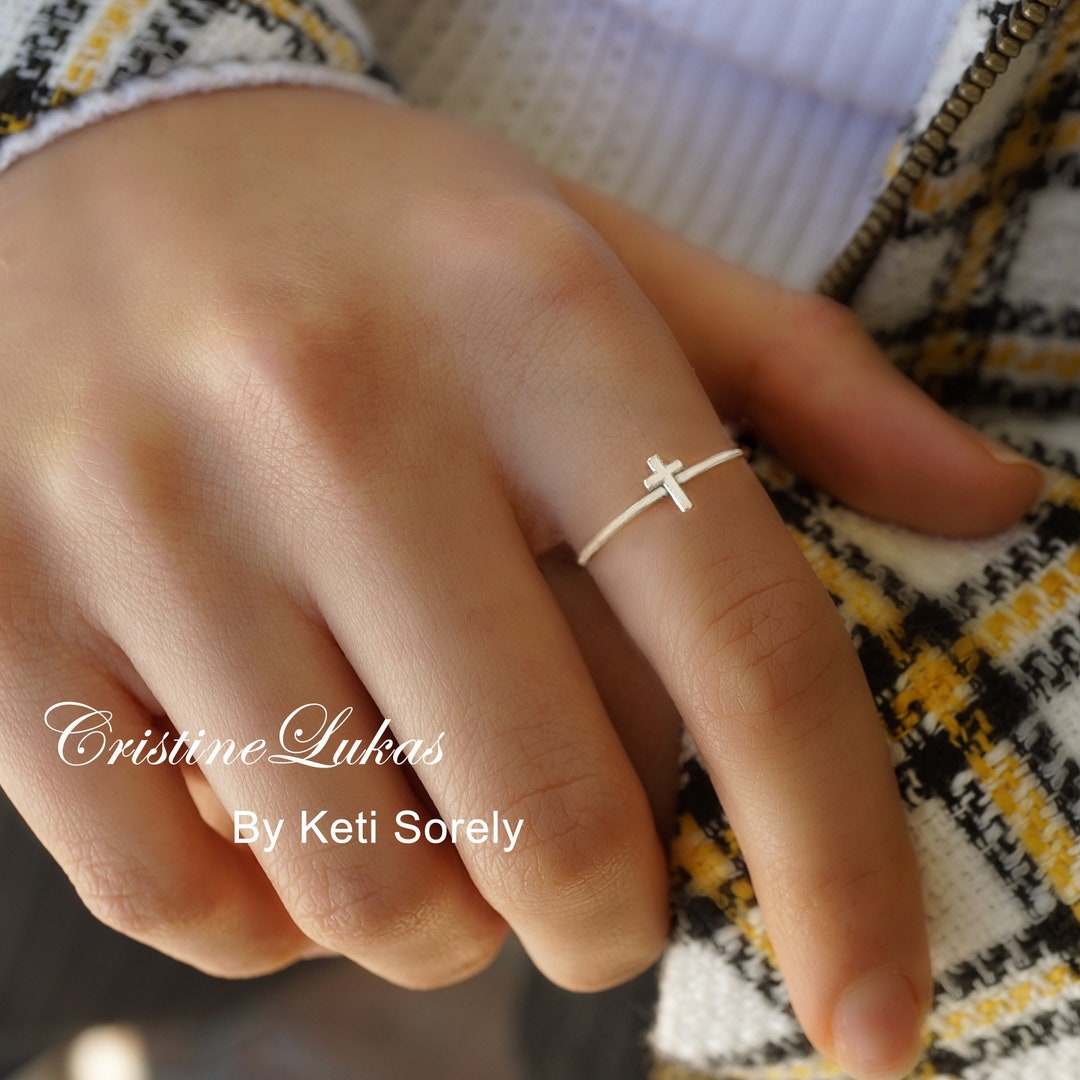 Small cross ring deals
