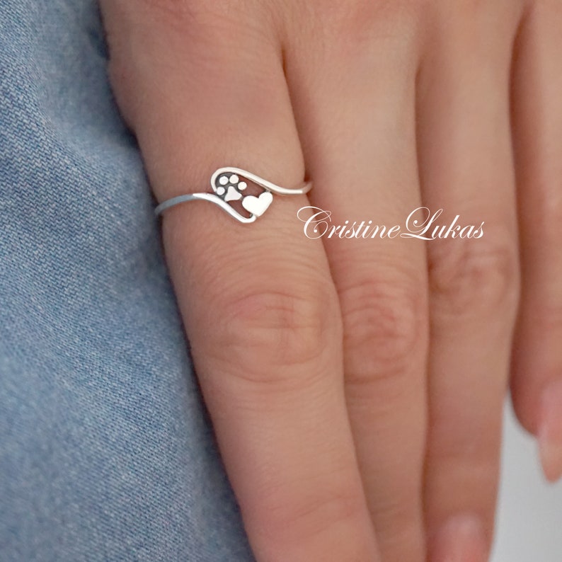 paw print ring with heart