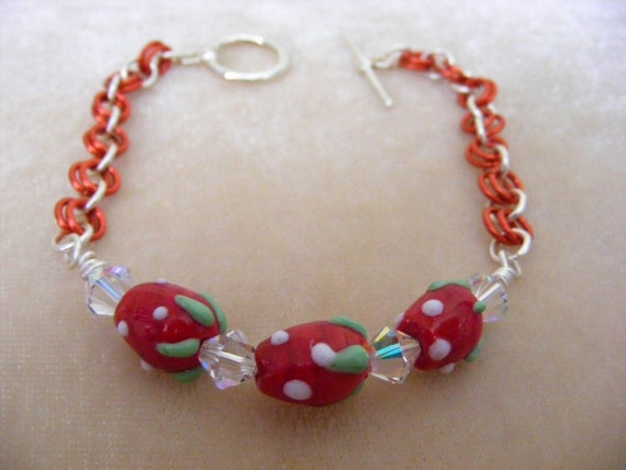 Strawberry bracelet Red Green Summer bracelet Strawberry Lime Charm bracelet Tropical jewelry Food jewelry Strawberry jewelry