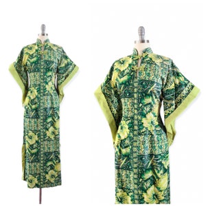 RESERVED on LAYAWAY /// 40s Green Floral Hawiian Print Pake Mu Dress / 1940s Vintage Pake Muu Novelty Print Cotton Dress / Medium / Size 6 image 1