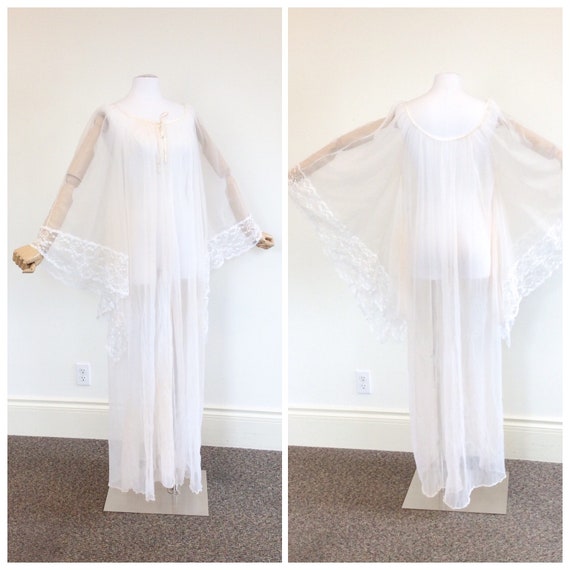 60s Peachy White Chiffon & Lace Angel Sleeve Night